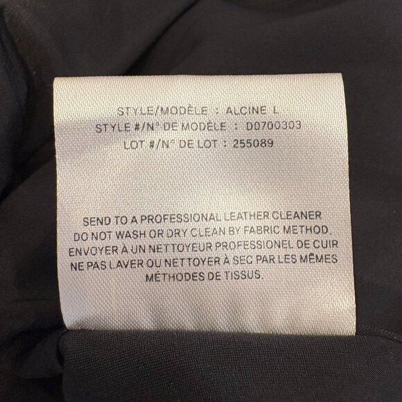 Theory 100% Lambs Leather Pleated Mini Skirt Women's Size 2 in Black - Picture 6 of 7